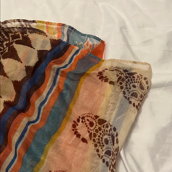 Colorful Patterned Scarf - Picture 3 of 4